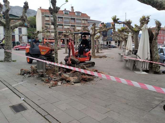 Obras en la Plaza de Posada - Concejo de Llanes