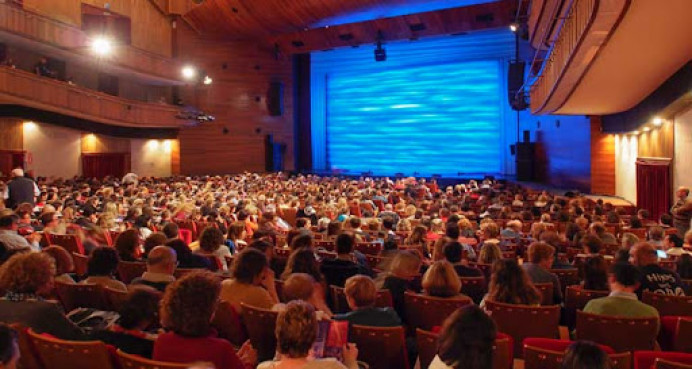 Teatro del Cuervo ensaya Orsai en el Teatro de la Laboral - Sociedad y Cultura