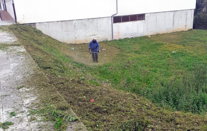 Plan Limpieza: Centro Empresas y canchas de pádel - Concejo de Llanes