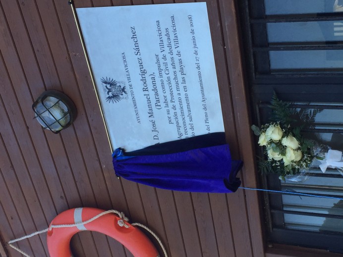 EL CONCEJO DE VILLAVICIOSA RECONOCE LA FIGURA DEL PILOÑÉS JOSÉ MANUEL RODRÍGUEZ 'PARADONA'  - Personajes