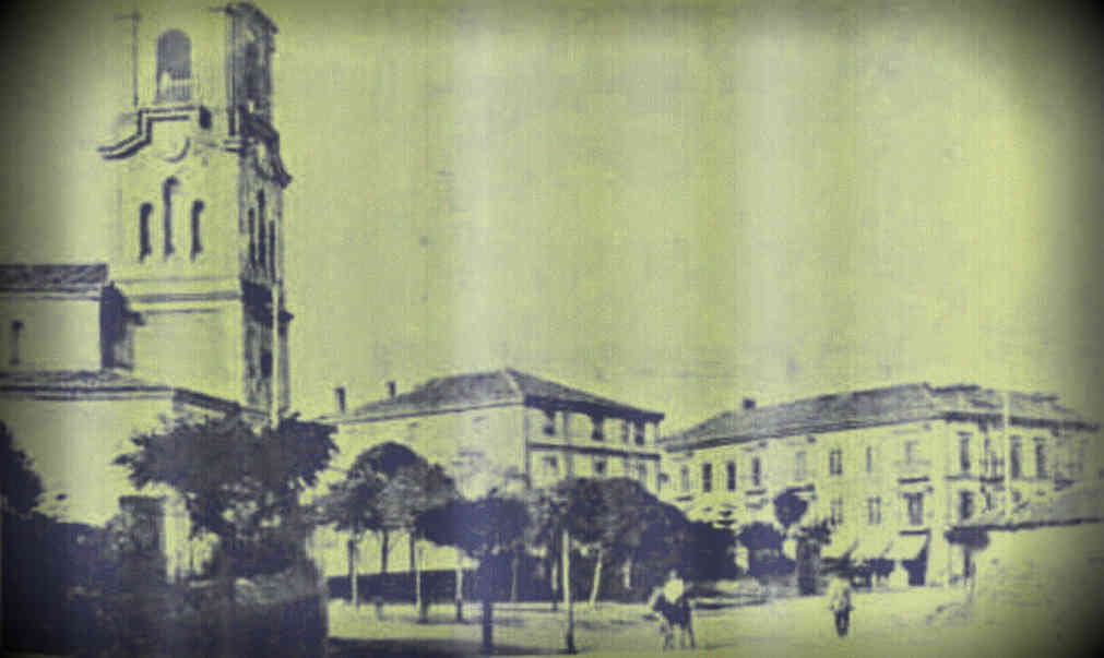 Sobre la antigua casa del parque... - Concejo de Colunga