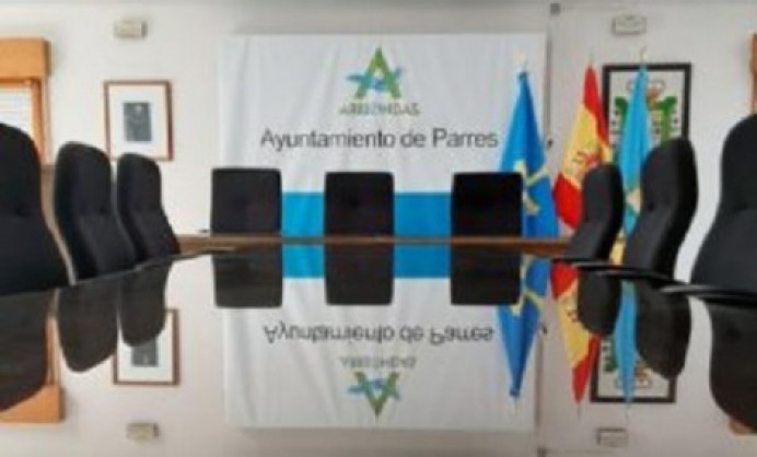 70 vecinos de Parres firman el siguiente escrito y lo presentan en el ayuntamiento - Concejo de Parres