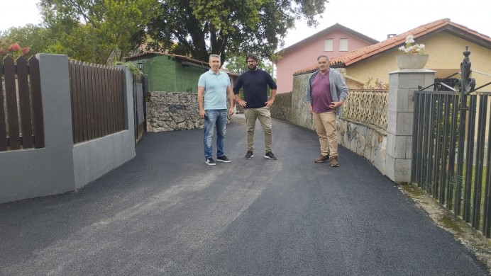 Finalizan las obras de pavimentación en el barrio de La Carúa, en Pancar (Llanes) - Concejo de Llanes