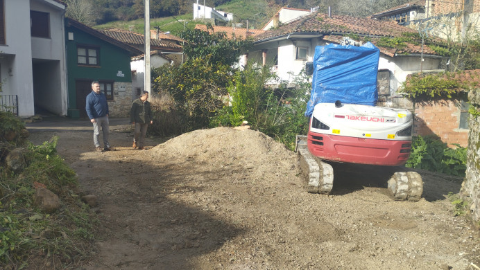 Pavimentación de caminos - Concejo de Llanes