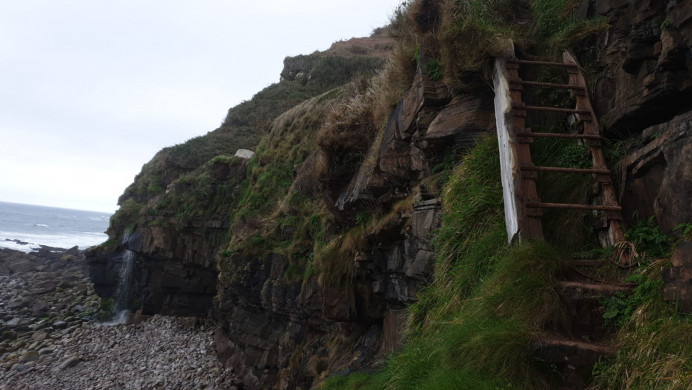 Ciudadanos Colunga denuncia el mal estado en el que se encuentran los accesos a los pedreros del concejo - Concejo de Colunga