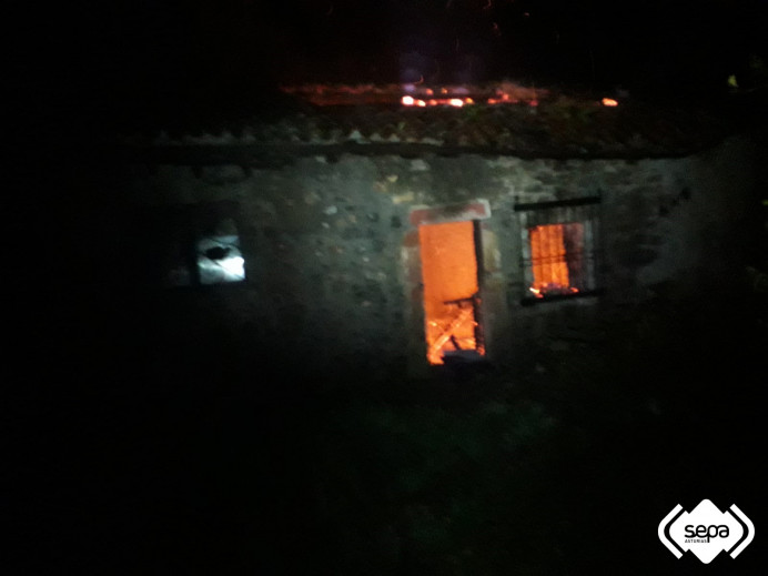 Incendio en Pernús - Concejo de Colunga