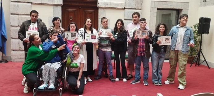 Señalización con pictogramas para mejorar la accesibilidad a los servicios municipales de Llanes - Concejo de Llanes