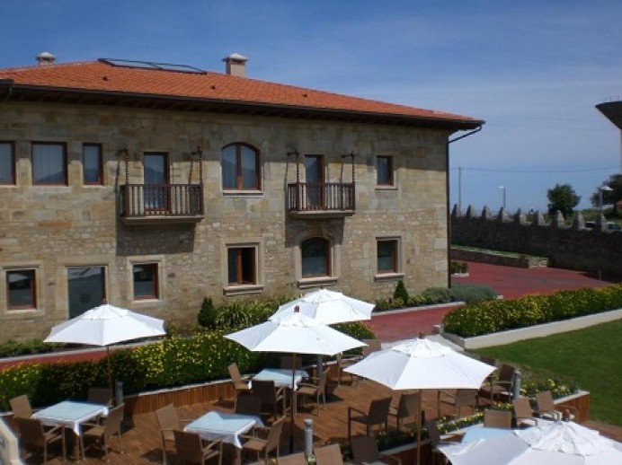 El Principado abre líneas de colaboración con las empresas hoteleras para facilitar el cierre progresivo de establecimientos - Asturias