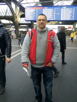 Plataforma por la paz en Oviedo - Política