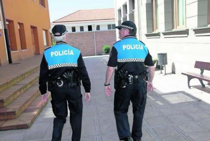 Ciudadanos Parres insta al gobierno municipal a reconocer a los trabajadores públicos como obliga el reglamento de honores y distinciones que permanece vigente - Concejo de Parres