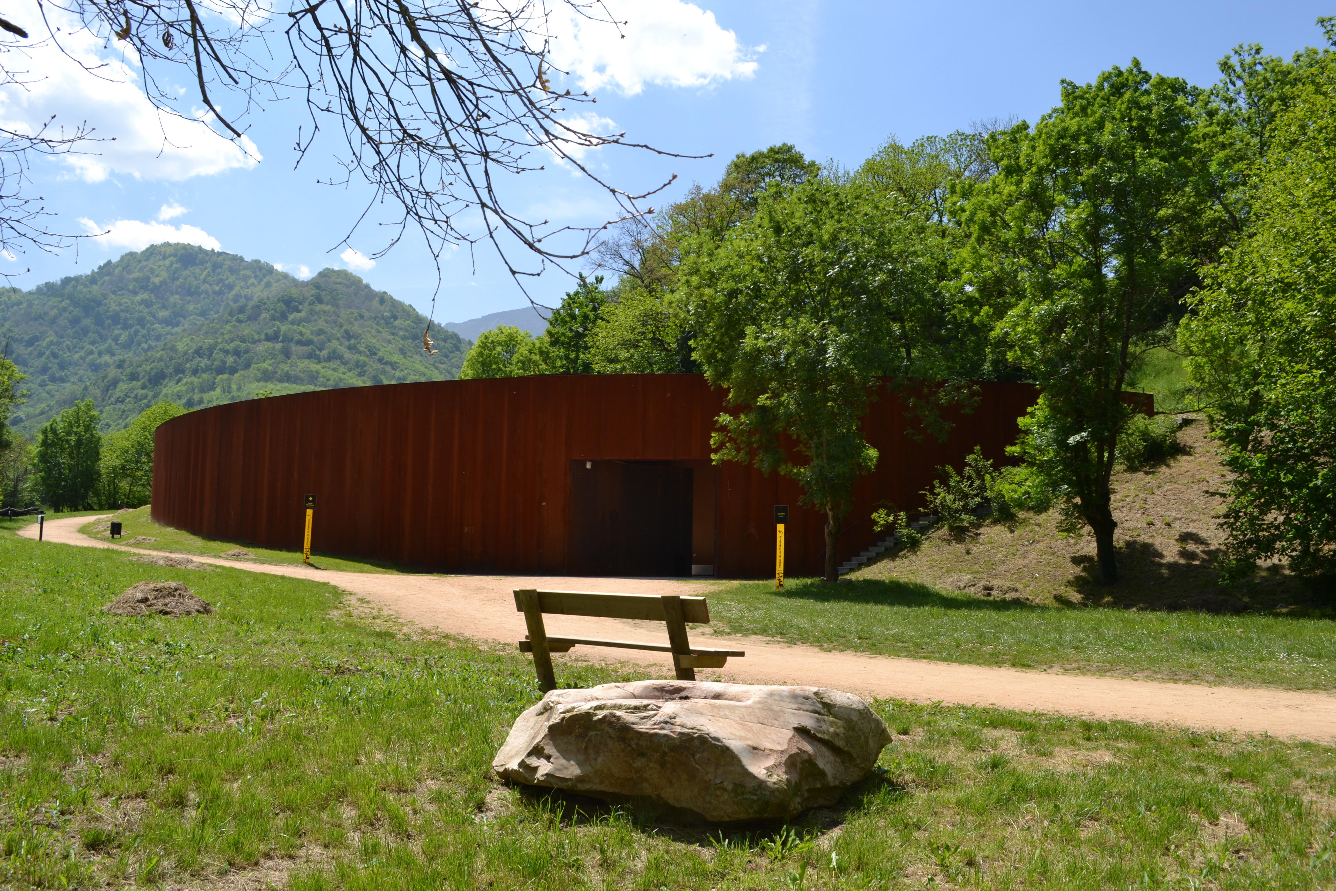 El Parque de la Prehistoria de Teverga celebra el Día de los Museos con jornadas de puertas abiertas y actividades gratuitas el 18, 20 y 21 de mayo - Asturias