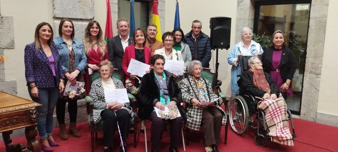 El Ayuntamiento de Llanes anuncia los ganadores de los XXV Premios ‘Mujer’ Concejo de Llanes - Concejo de Llanes