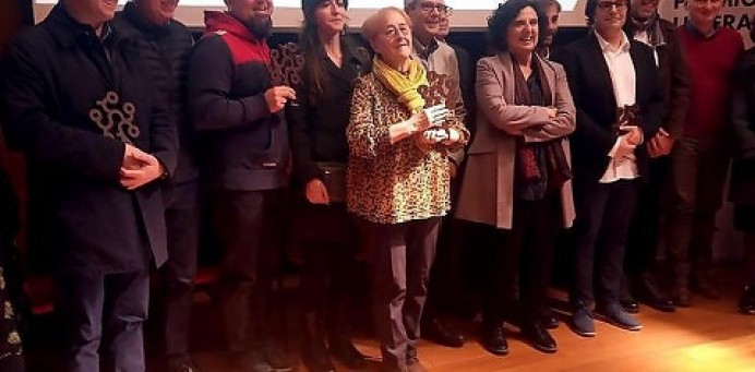 Cultura convoca los premios literarios en asturiano y el Camaretá al Meyor Cantar en asturiano y gallego-asturiano - Asturias
