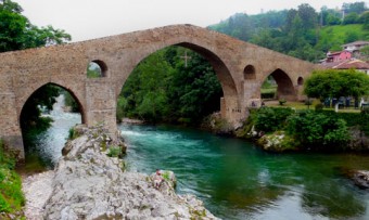 Los viajeros eligen Cangas de Onís en los primeros meses de 2014 - Turismo