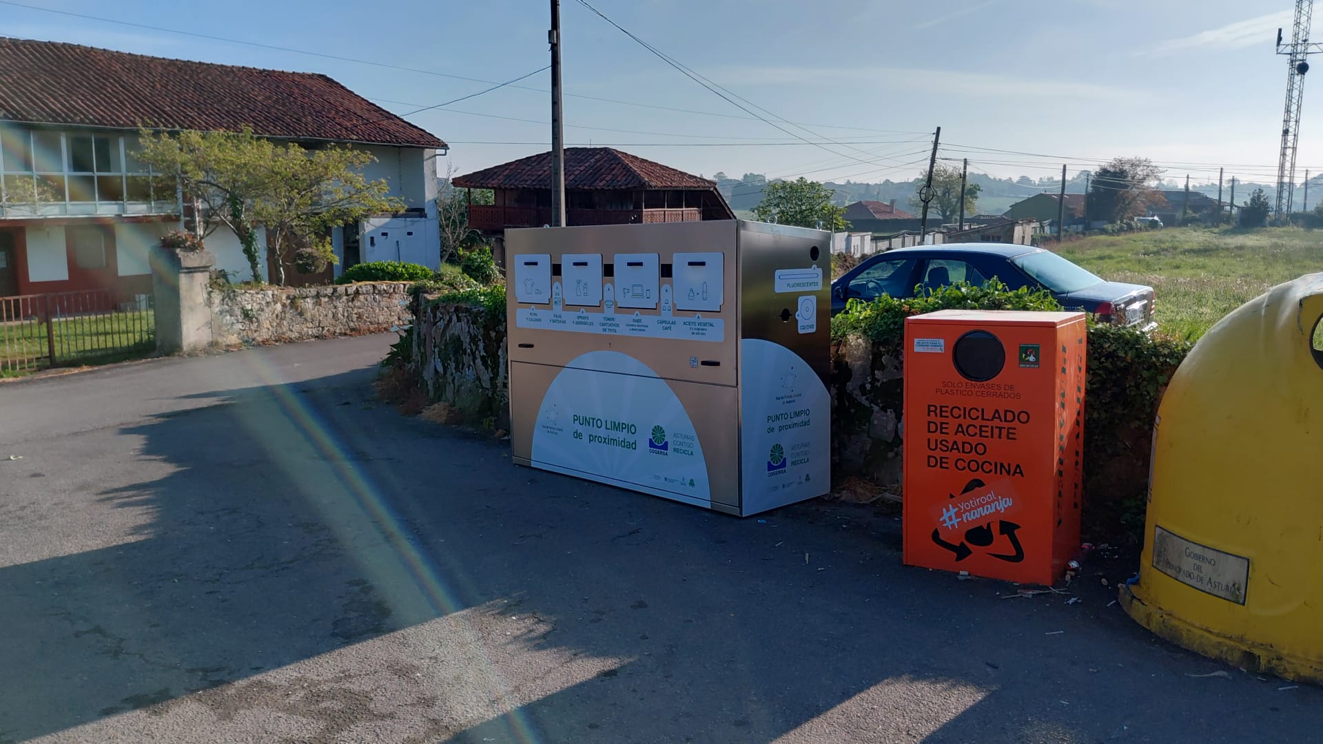 Villaviciosa instala en Quintueles el primer punto limpio de proximidad en la zona rural - Concejo de Villaviciosa