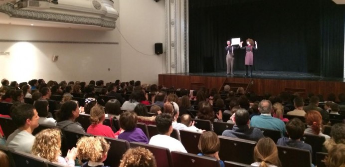 Récord de asistencia al Festival de Teatro Infantil del Ayuntamiento de Villaviciosa - Concejo de Villaviciosa