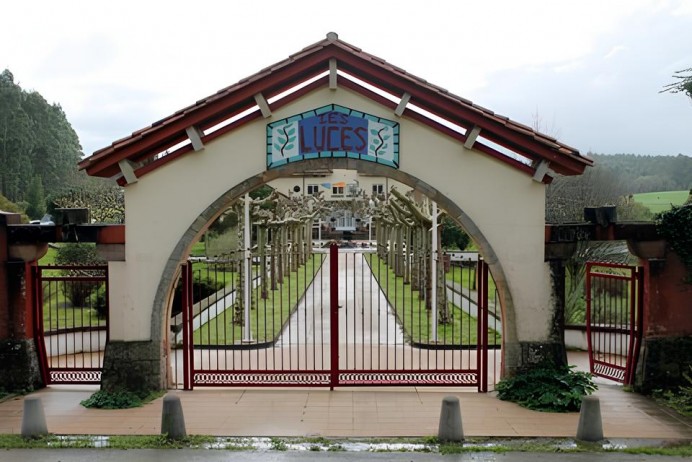 El Instituto de Luces acoge el reencuentro de la promoción 1978-1981 en su 44 aniversario - Concejo de Colunga