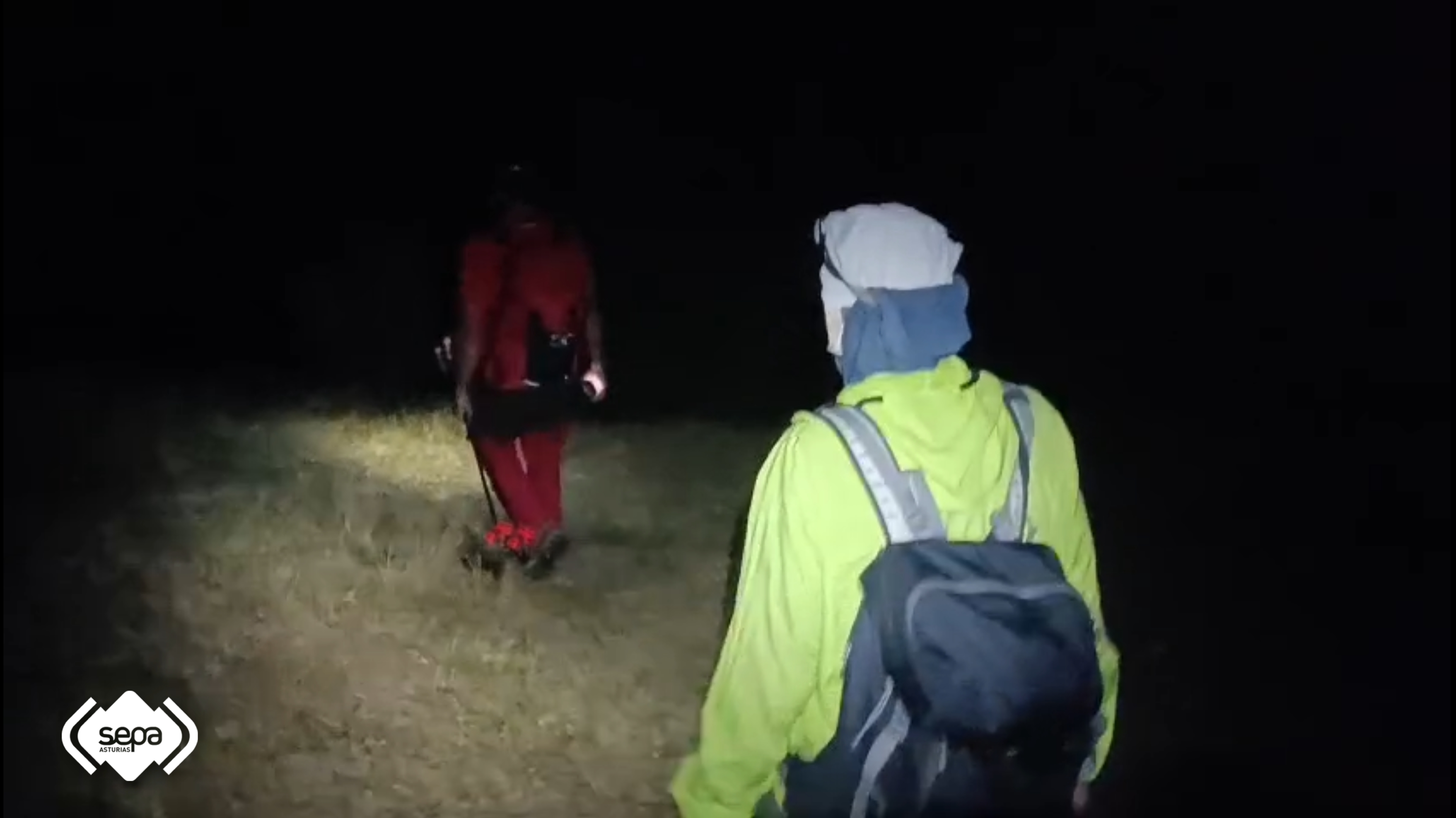Rescatan ileso a un montañero de 69 años desorientado en Ponga - Sucesos