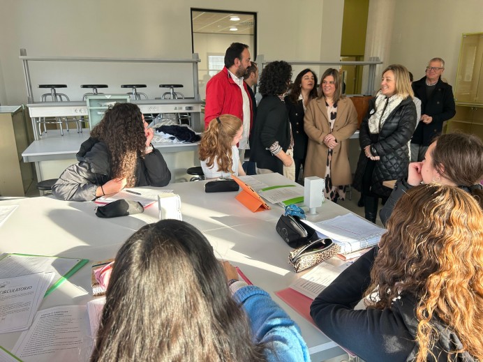 El Gobierno de Asturias responde a una reivindicación histórica con el nuevo edificio del instituto de Cangas de Onís, tras una inversión de 6,6 millones - Concejo de Cangas de Onís