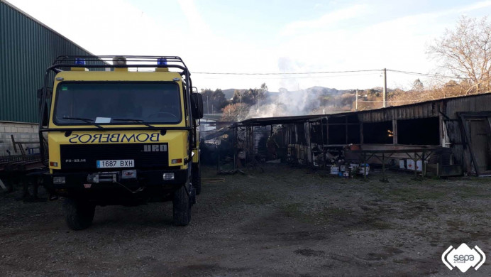 Incendio urbano en Ribadedeva - Concejo de Ribadedeva