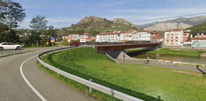 Fomento aumentará hasta los 5,2 millones la inversión para ampliar el puente Emilio Llamedo y reformar el acceso a Arriondas - Concejo de Parres