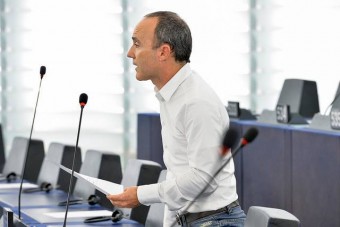 Roblemos pola defensa de les minoríes llingüístiques - Noticies N´Asturianu