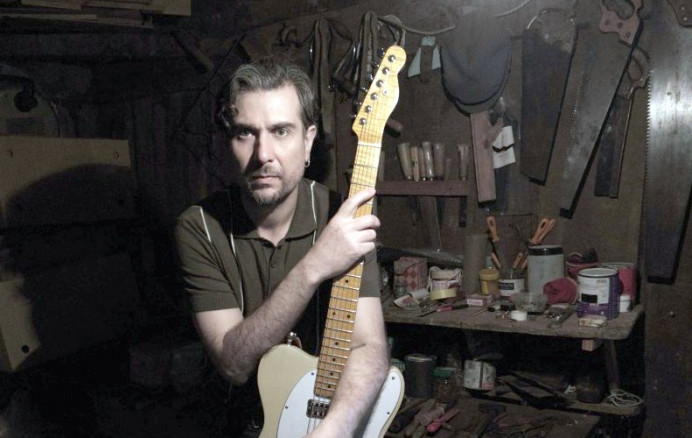 Centro Cívico de Posada, visita músico y luthier Rubén Bada - Concejo de Llanes