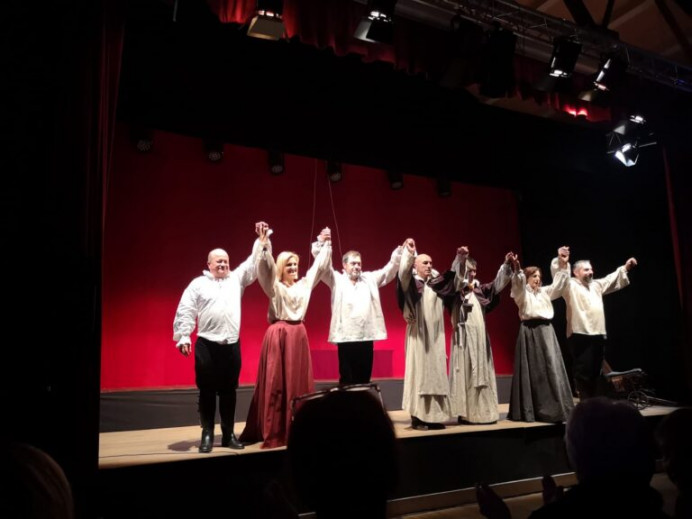 Teatro Kumen sube el telón del Festival de Teatro Alejandro Casona de Villaviciosa en Octubre - Concejo de Villaviciosa
