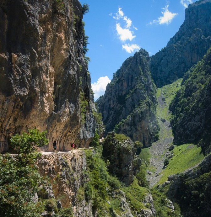 Las obras de mejora de la ruta del Cares, en las que se invertirán 217.000 euros, obligarán a cerrar los accesos del 22 al 25 de enero - Concejo de Cabrales