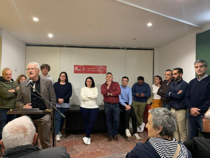 Trevín advierte que la nueva política de tasas del Ayuntamiento puede acabar con los mercados y se compromete a suprimir el canon a los vendedores en invierno y a reunificar el rastro de Posada - Concejo de Llanes