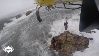 SEPA suspende hoy, 2 de enero de 2017, la búsqueda del varón arrastrado por una ola en la costa llanisca de Santiuste, - Sucesos
