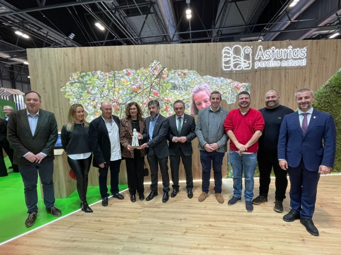 La Comarca de la Sidra traslada en FITUR su Premio Honorífico a la Hostería de Torazo