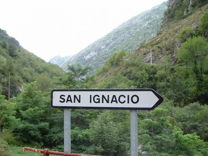 El alcalde Pedaneo de San Ignacio (Ponga) pide compromiso al Principado ante mala conexión telefónica y nula de internet - Concejo de Ponga