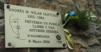 Homenaxe a Andrés Solar Santuriu - Política