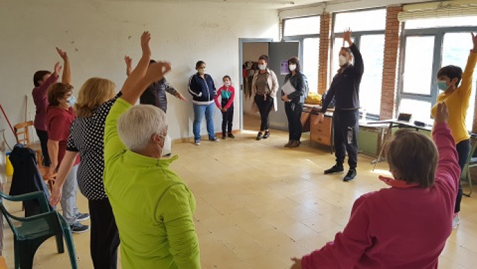104 mujeres de la zona rural de Cangas del Narcea participan en los talleres Mujer Rural 2020 - Asturias