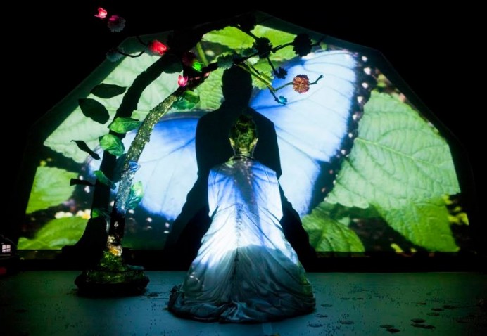 Escena Miriñaque pone en escena Cucú Haiku en el Teatro de la Laboral - Sociedad y Cultura