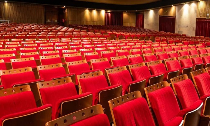 Kamante Teatro ensaya su versión de La Regenta en Laboral Ciudad de la Cultura - Sociedad y Cultura