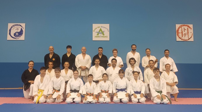 El club TODE abre su temporada con un curso de Kobudo en Arriondas - Concejo de Parres