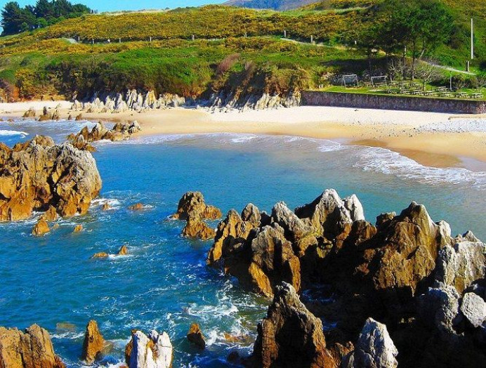 El Ayuntamiento de Llanes deberá indemnizar con 50.000 euros a dos personas accidentada en Toró por la falta de mantenimiento - Concejo de Llanes