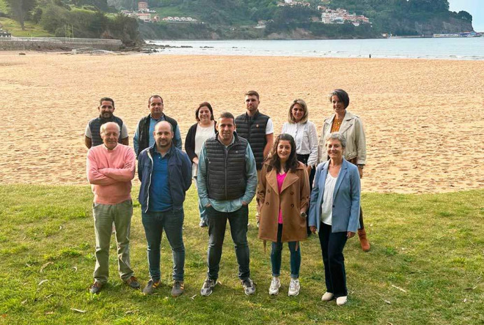 José Ángel Toyos, candidato de FORO a la alcaldía de Colunga, visitará Lastres acompañado de Carmen Moriyón, para escuchar y conversar con los vecinos - Concejo de Colunga