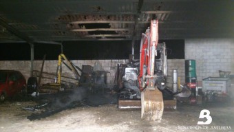 Incendio en nave de Argüeru - Concejo de Villaviciosa