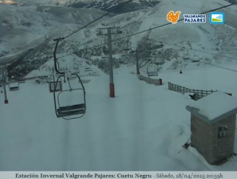 Las tormentas primaverales llenan Valgrande de Nieve - Webcams de Asturias