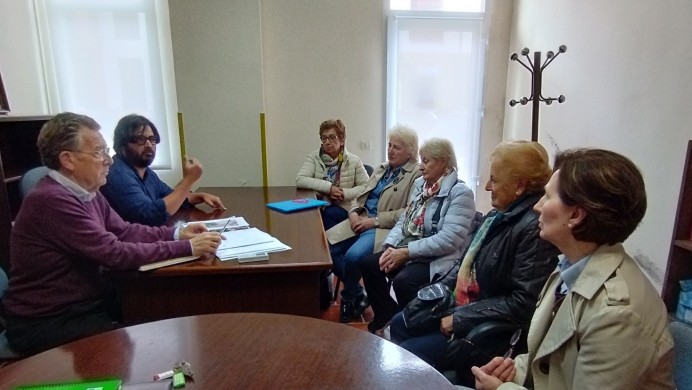 Reunión de trabajo del alcalde y teniente de alcalde de Llanes con la nueva Junta Vecinal de Posada - Concejo de Llanes