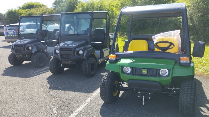  Llanes incorpora tres nuevos vehículos eléctricos a sus servicios municipales - Concejo de Llanes