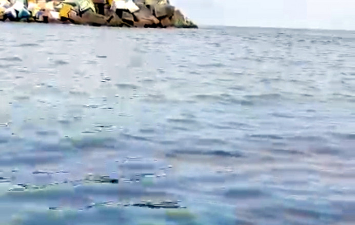 Cerradas baño por precaución El Sablón, Toró y Puerto Chicu - Concejo de Llanes