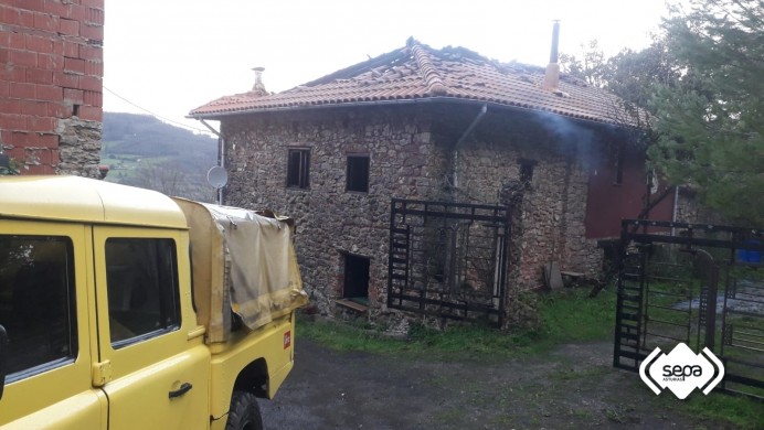 Incendio urbano en Villaviciosa - Concejo de Villaviciosa