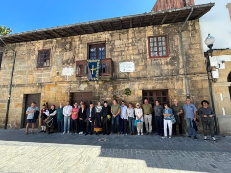Villaviciosa refuerza el legado de José Caveda y Nava con un homenaje y un busto en el Ayuntamiento