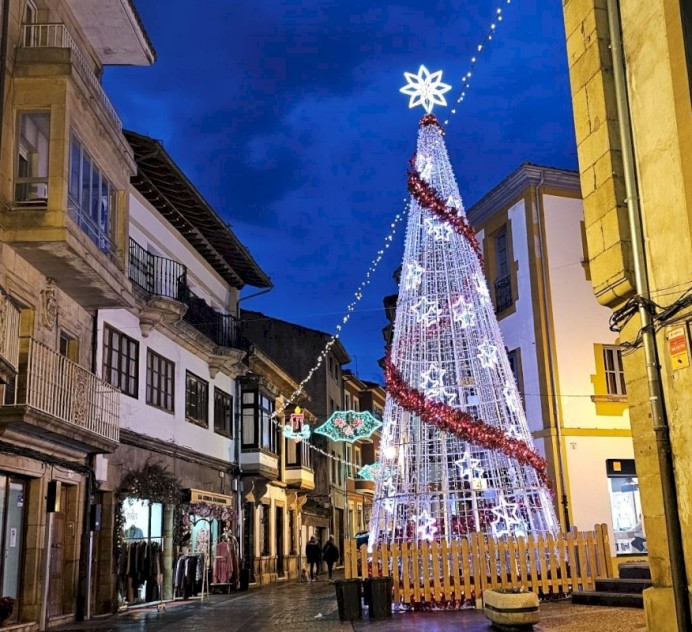 Villaviciosa organiza recorridos navideños para mayores en residencias - Concejo de Villaviciosa