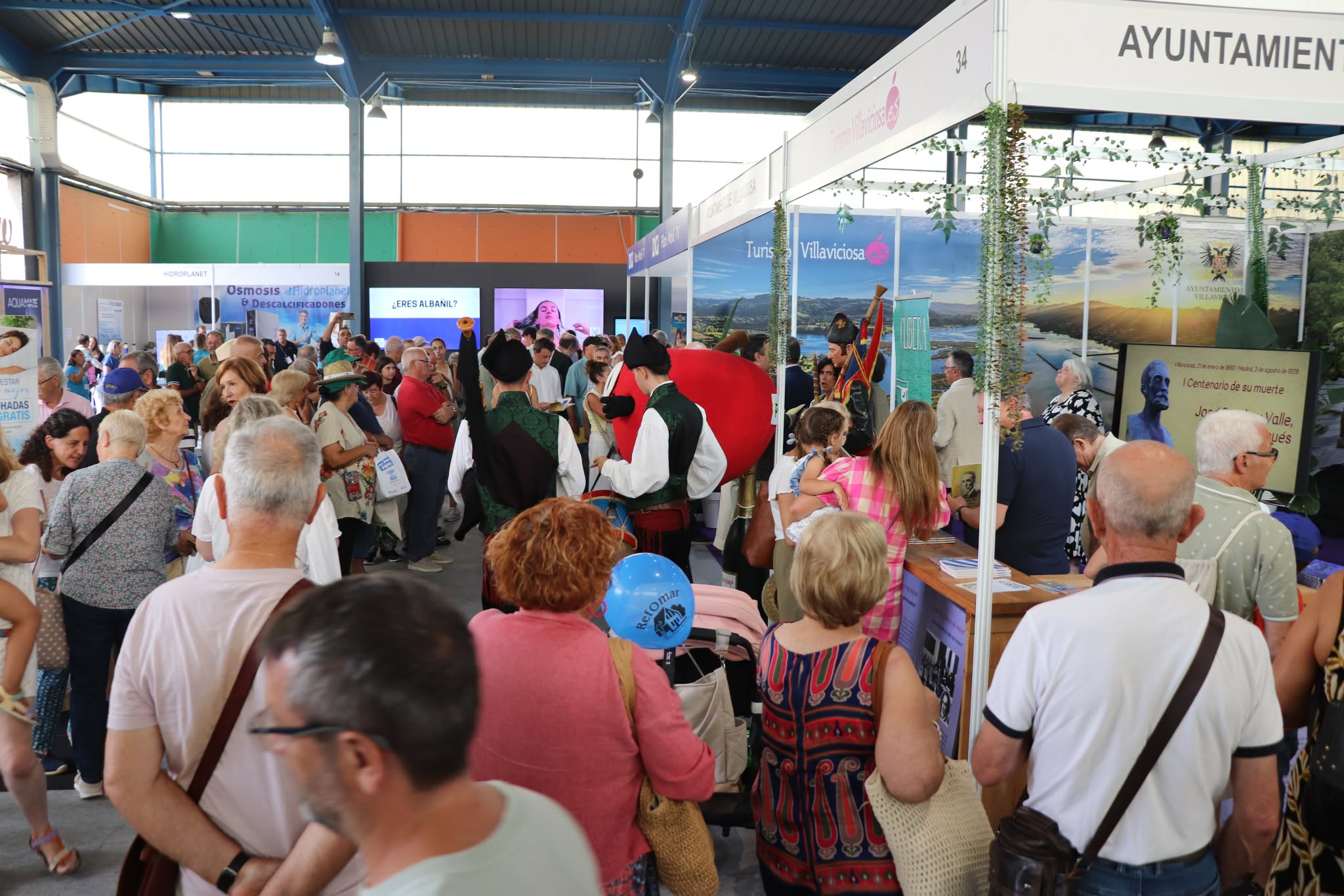 Villaviciosa supera las 3.500 visitas en su stand de la FIDMA 2026 - Concejo de Villaviciosa