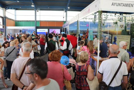 Villaviciosa supera las 3.500 visitas en su stand de la FIDMA 2026 - Concejo de Villaviciosa